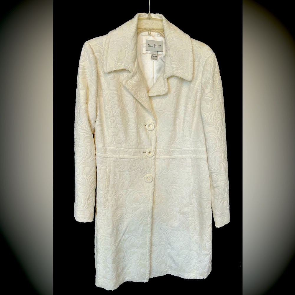 Coat in velours